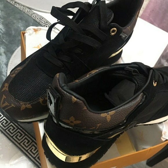 Instagram@trendin_outfitz designer shoes - Picture 5 of 8